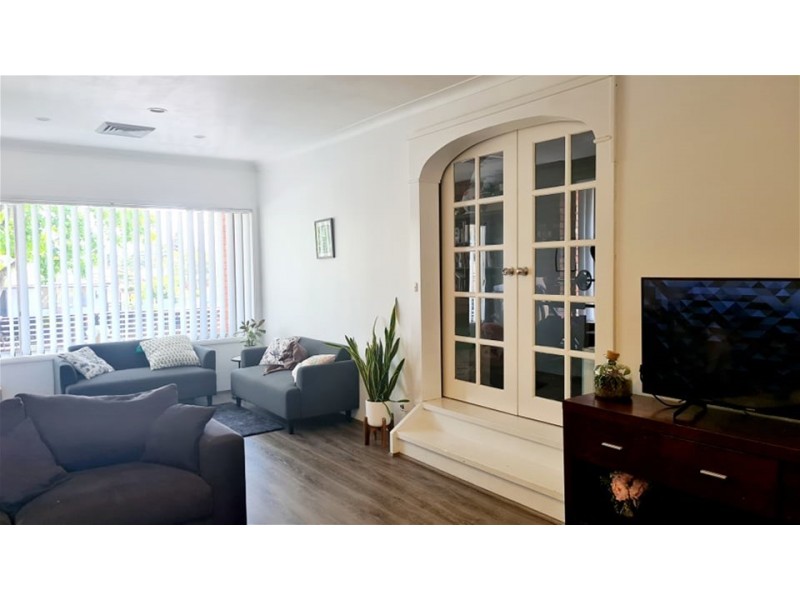 14 Kimberley Crescent, Fairfield West NSW 2165