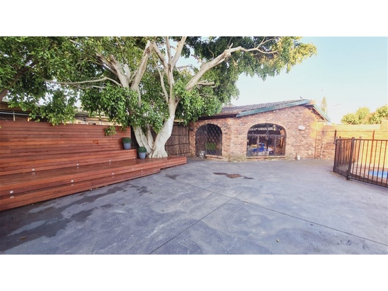 14 Kimberley Crescent, Fairfield West NSW 2165