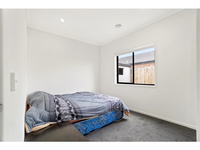 25 Riverton boulevard, Melton West VIC 3337