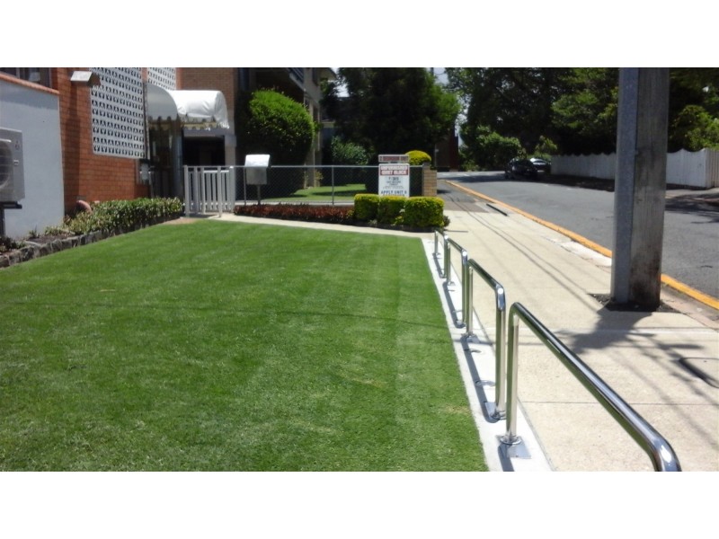 17 Adelaide Street, Clayfield QLD 4011