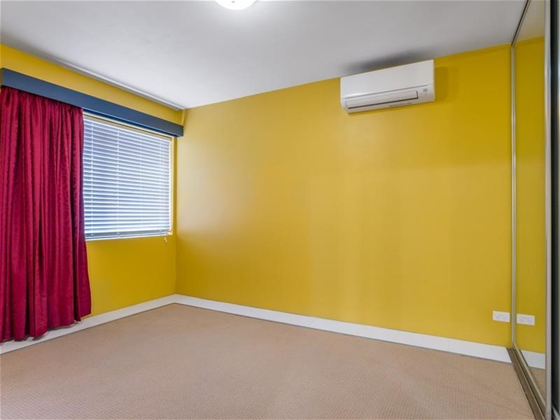 17 Adelaide Street, Clayfield QLD 4011