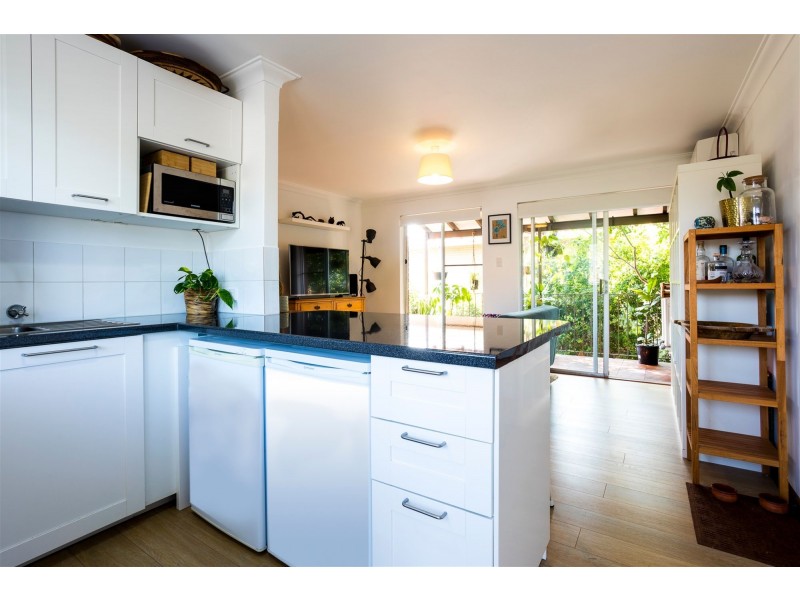 4/131 Hubert Street, East Victoria Park WA 6101