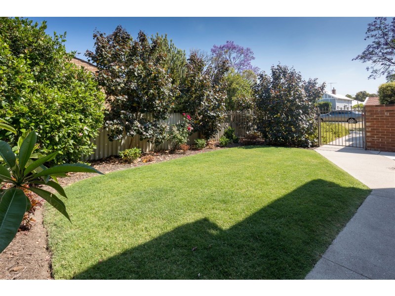 4/131 Hubert Street, East Victoria Park WA 6101