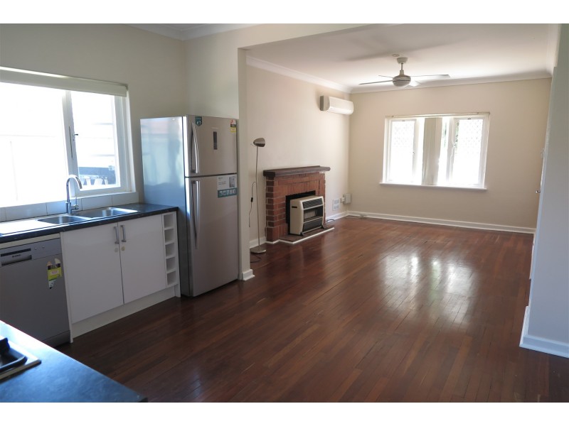 432 Berwick Street, St James WA 6102