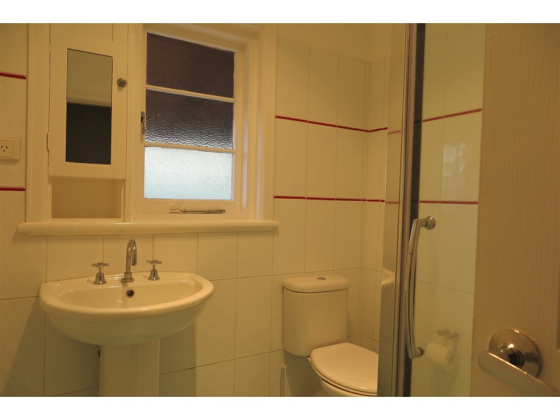 432 Berwick Street, St James WA 6102