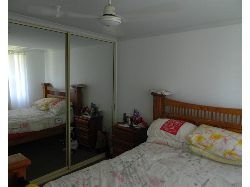 2/2 donald street, Tannum Sands QLD 4680