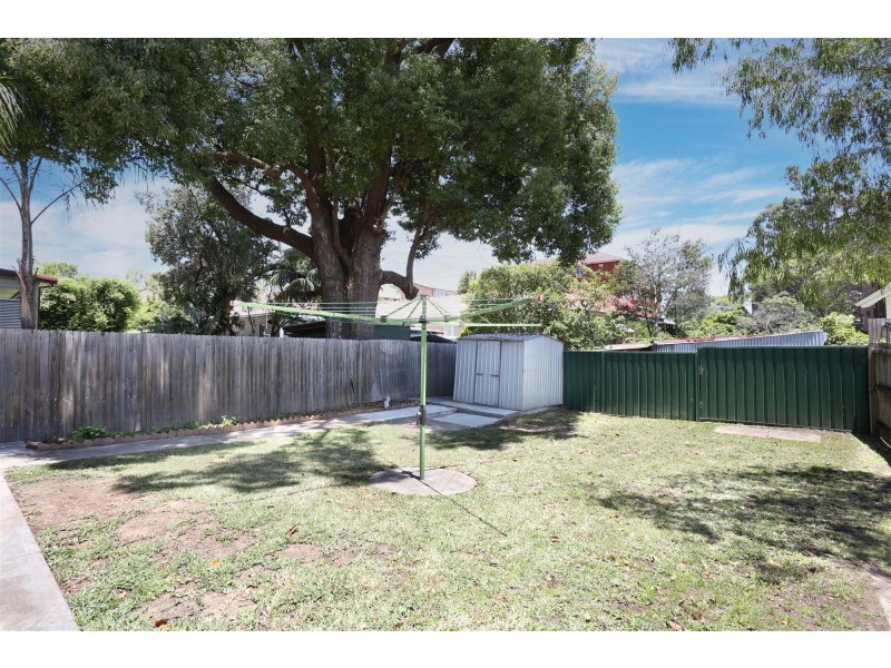 23 Hampden St, Ashfield NSW 2131