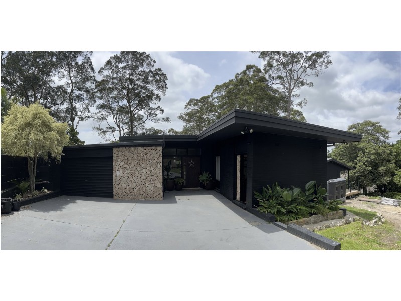 12 Mattes way, Bomaderry NSW 2541