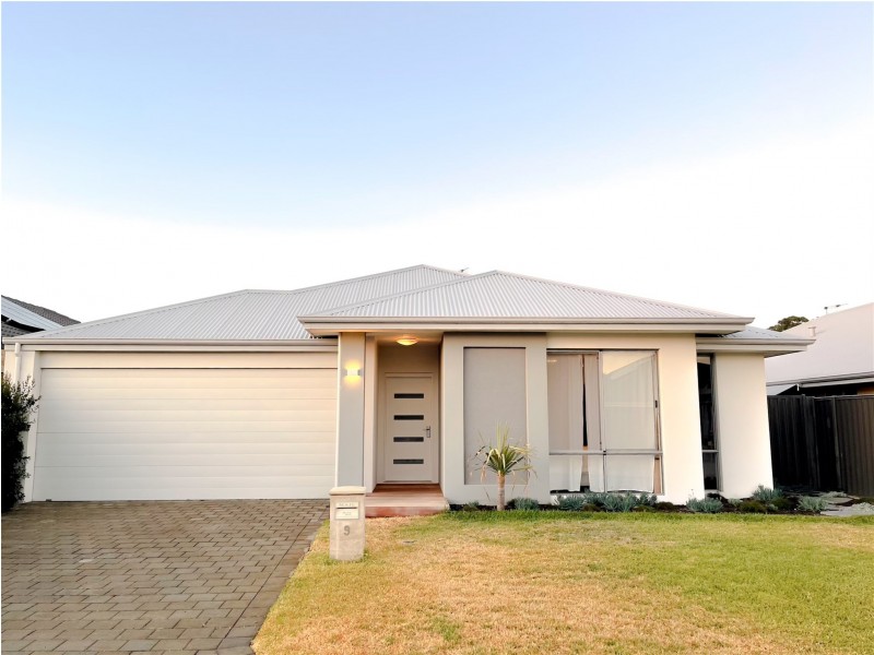 9 Semerwater Crescent, Aveley WA 6069