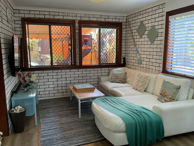 1/26 Beach Avenue, Tannum Sands QLD 4680