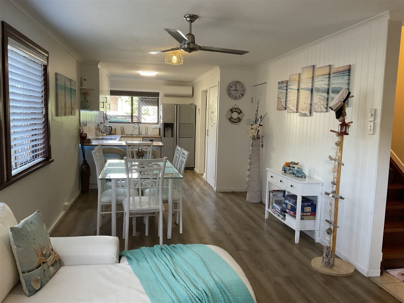 1/26 Beach Avenue, Tannum Sands QLD 4680