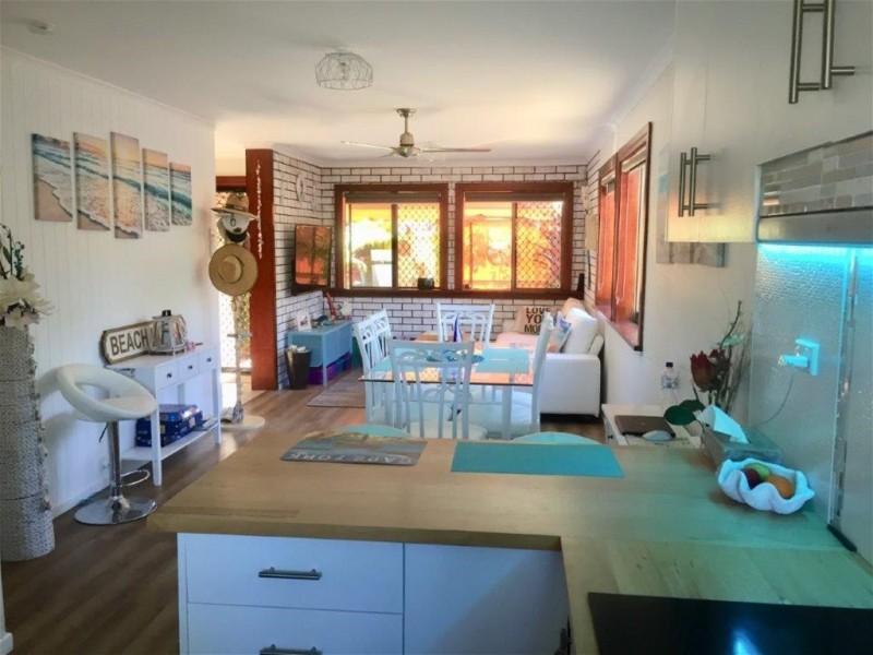 1/26 Beach Avenue, Tannum Sands QLD 4680