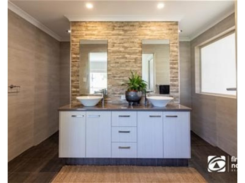 13 Waters Road, Bayonet Head WA 6330