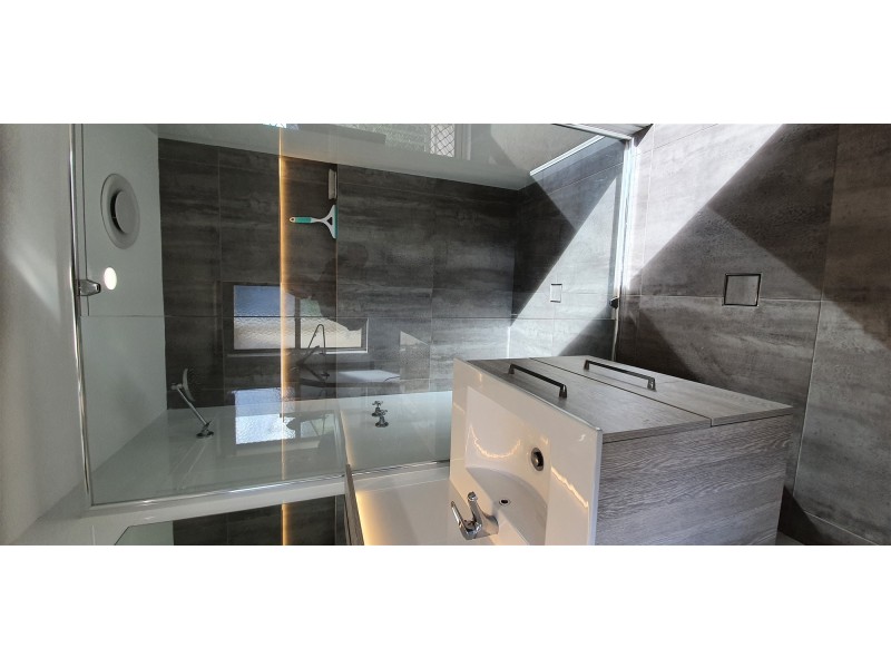 37-43 Golden Four Drive, Bilinga QLD 4225