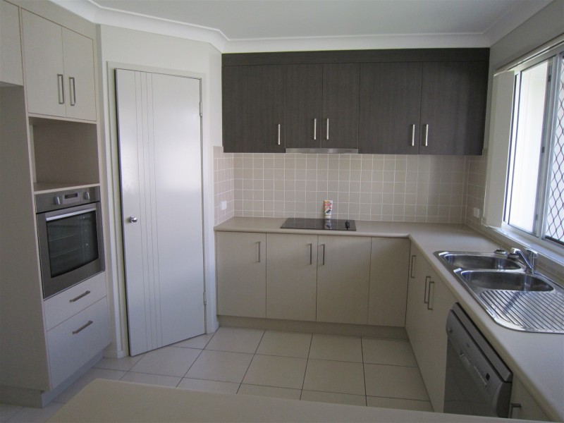 130 Ropley Road, Wynnum West QLD 4178
