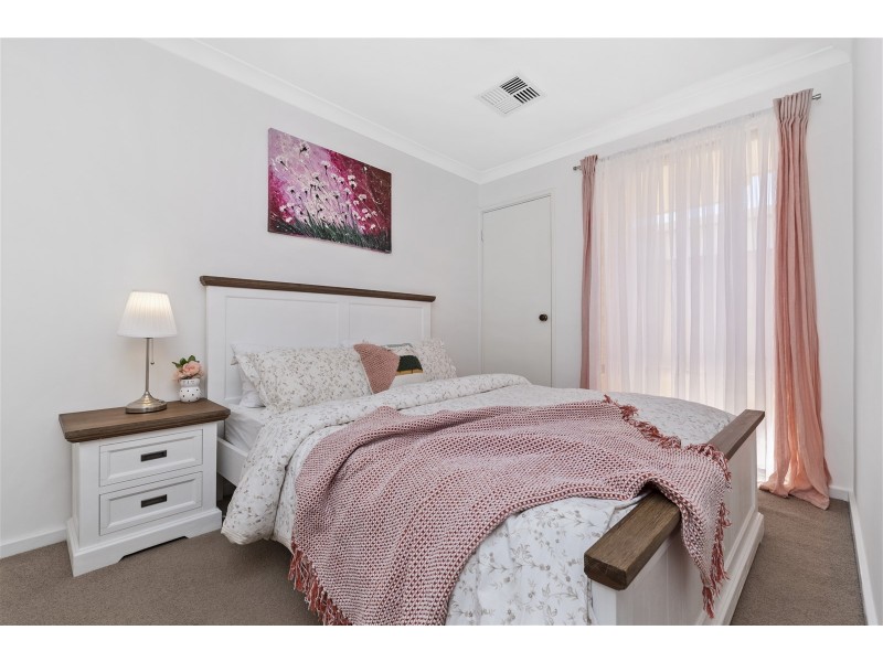 13 Pagoda Place, Madora Bay WA 6210