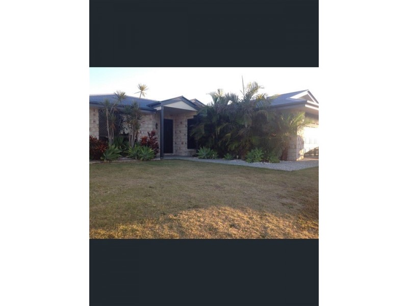 12 Beagle Avenue, Nikenbah QLD 4655