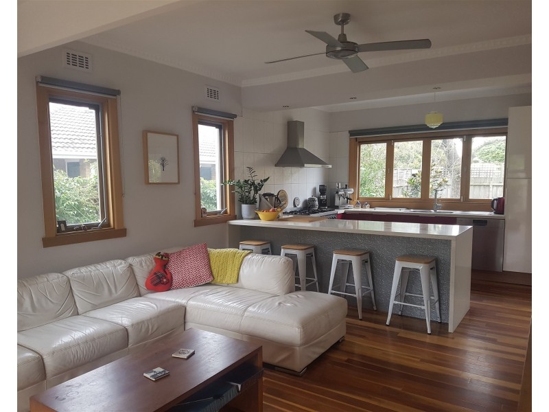 2 Montgomery St, Mordialloc VIC 3195