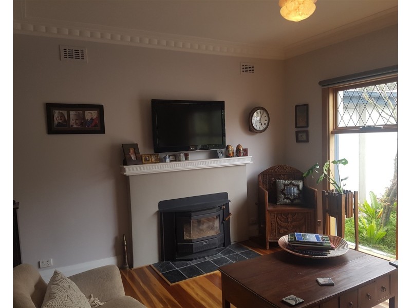 2 Montgomery St, Mordialloc VIC 3195