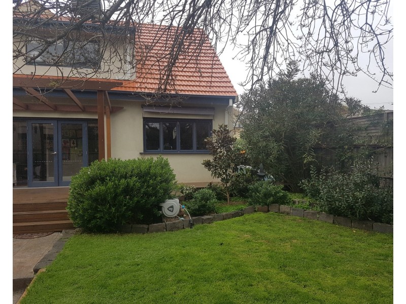 2 Montgomery St, Mordialloc VIC 3195