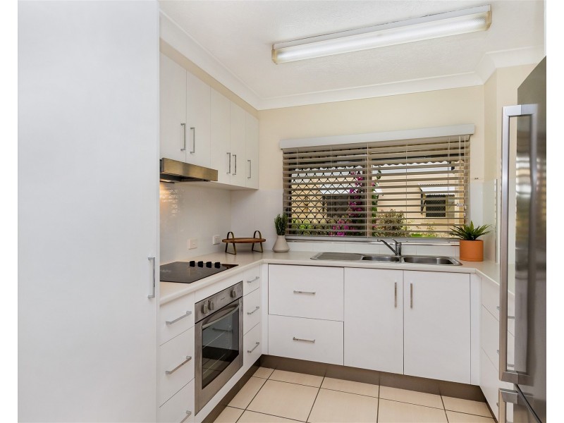 16/92 Regatta Crescent, Douglas QLD 4814