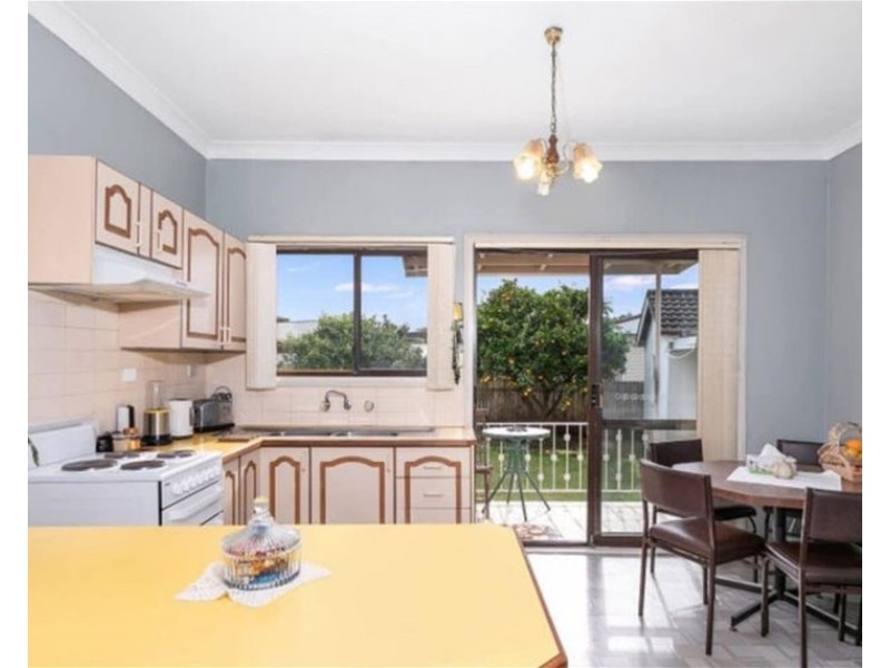 35 woodlands road, Liverpool NSW 2170