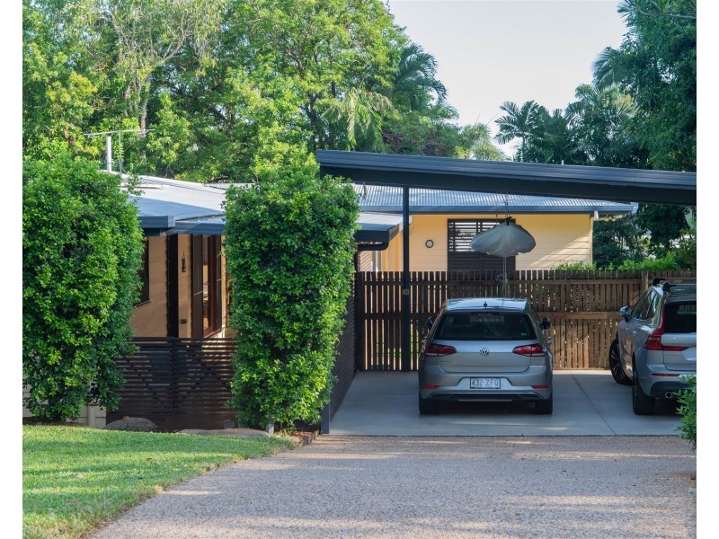 22 Trinidad Close, Trinity Beach QLD 4879