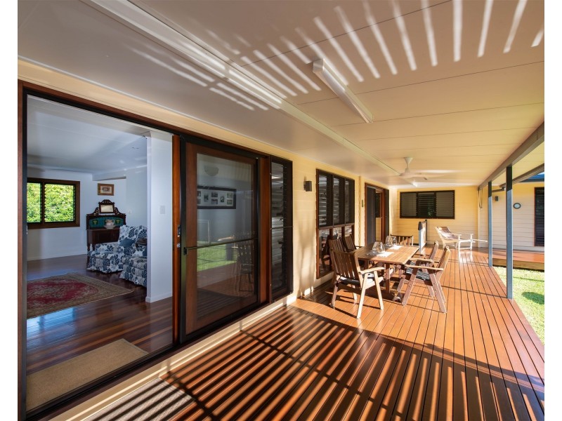 22 Trinidad Close, Trinity Beach QLD 4879