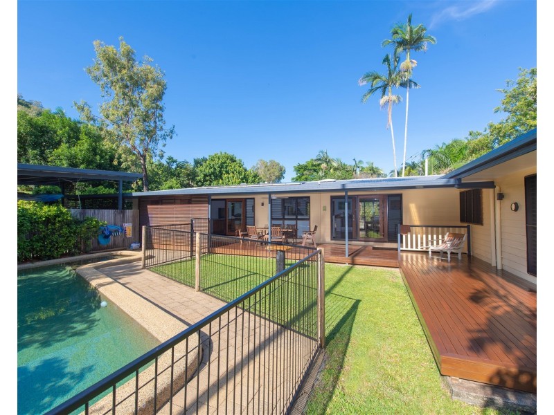 22 Trinidad Close, Trinity Beach QLD 4879