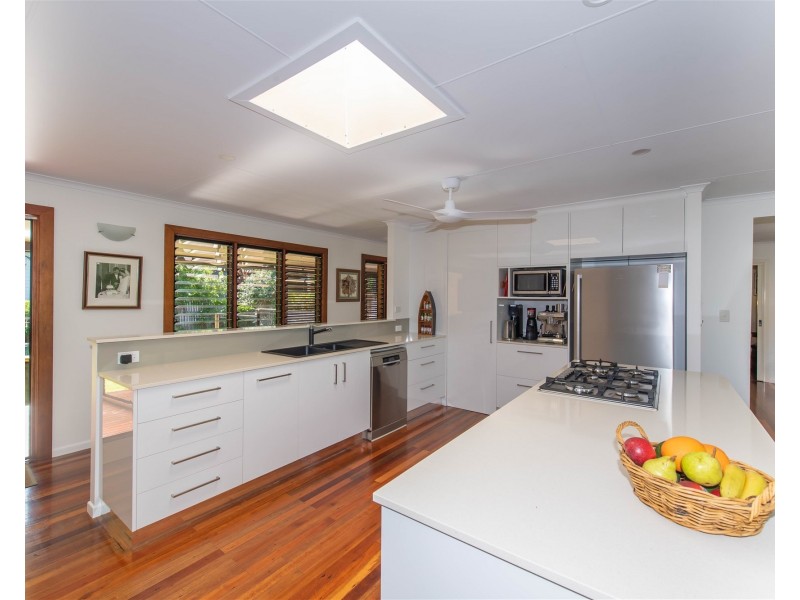 22 Trinidad Close, Trinity Beach QLD 4879