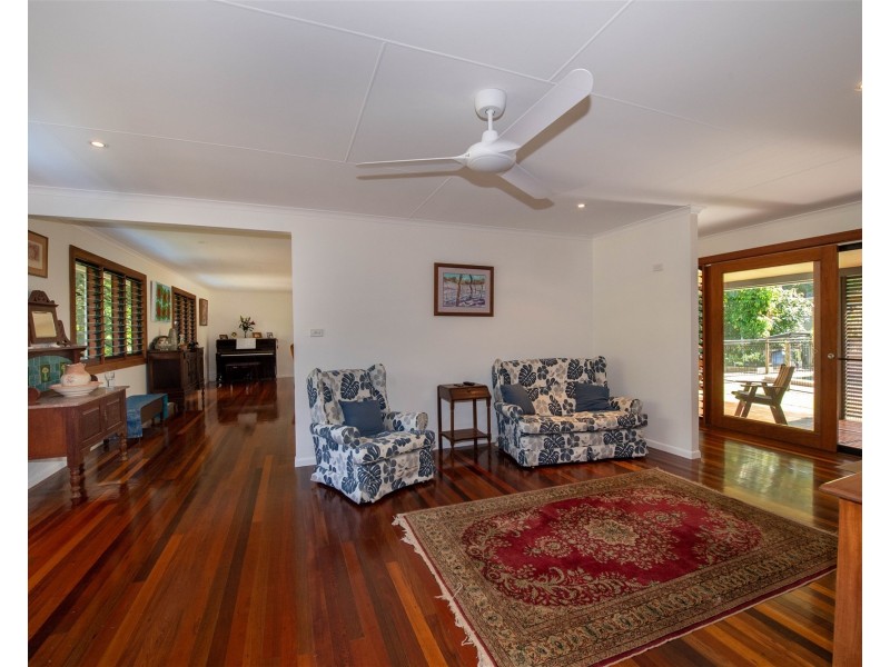 22 Trinidad Close, Trinity Beach QLD 4879