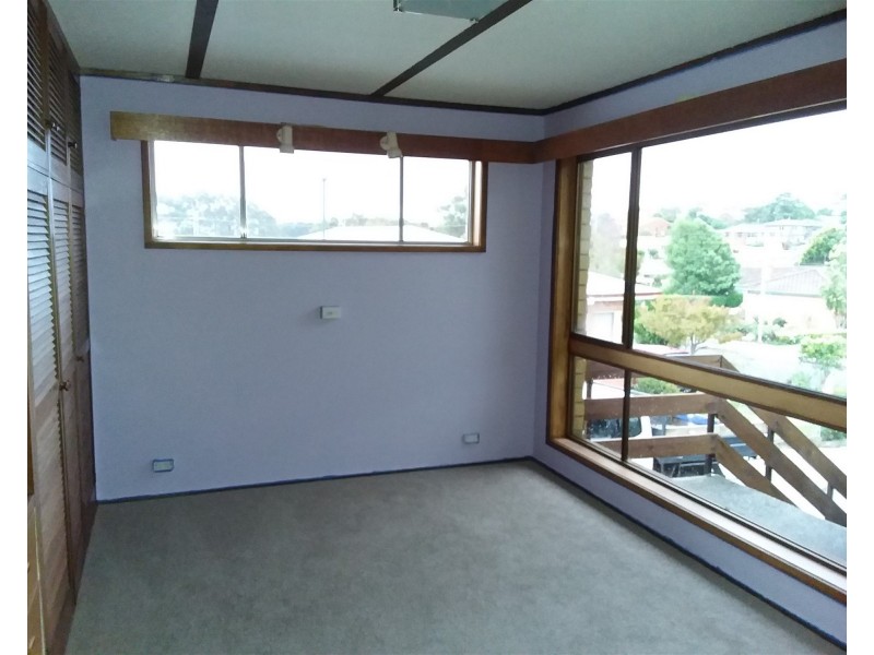 25 Van Diemens Crescent, Park Grove TAS 7320