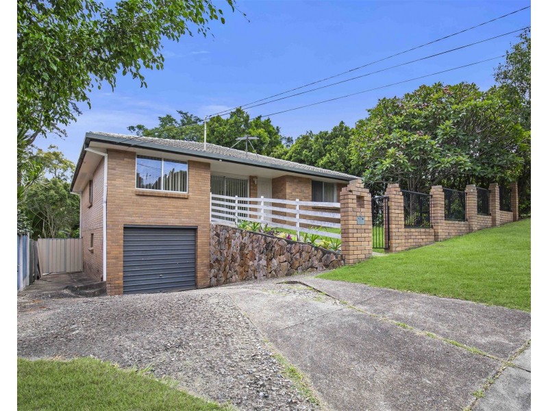 8 Elgata Street, The Gap QLD 4061