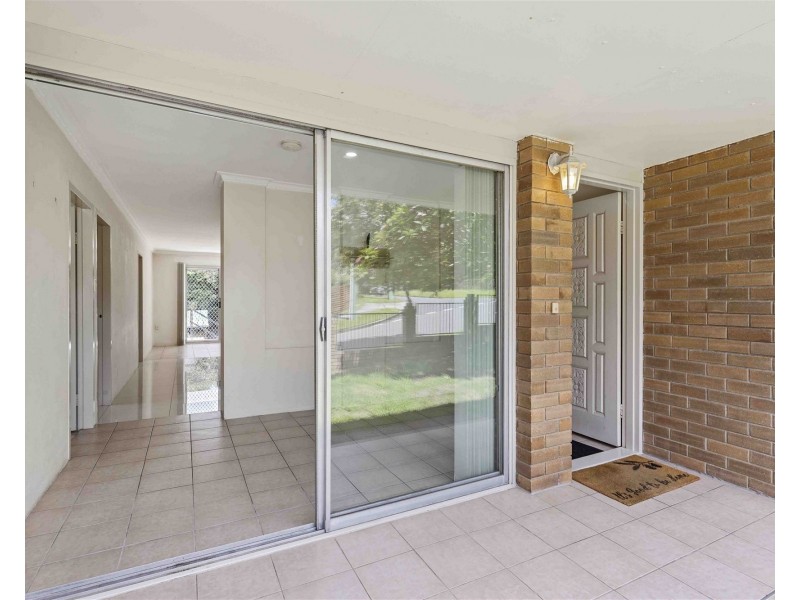 8 Elgata Street, The Gap QLD 4061
