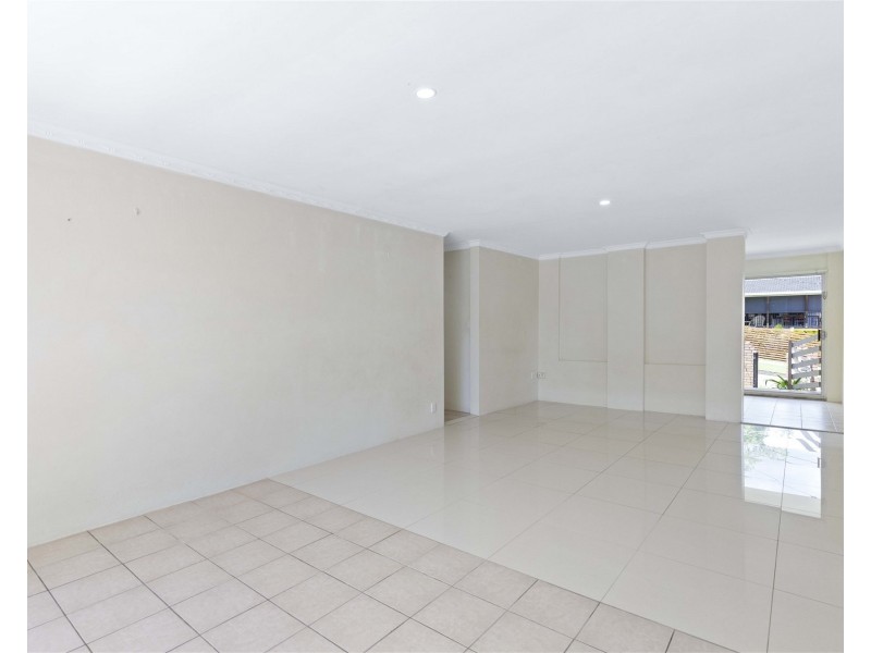8 Elgata Street, The Gap QLD 4061