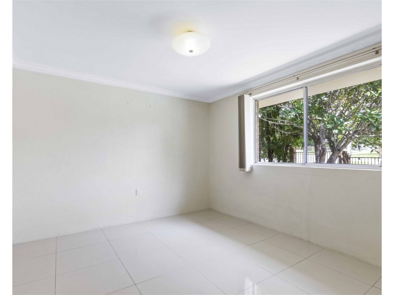 8 Elgata Street, The Gap QLD 4061