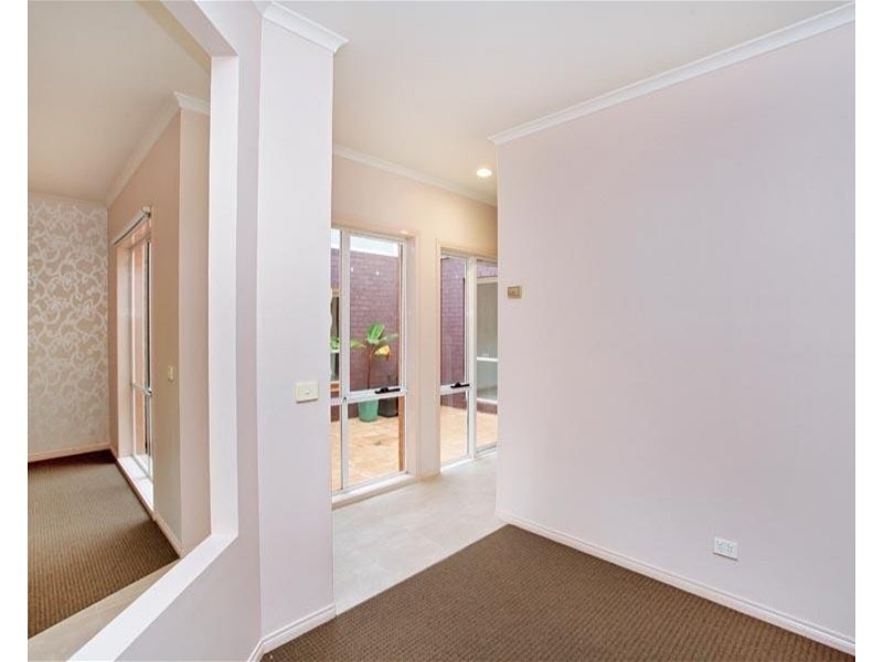 37 Forge Close, Maribyrnong VIC 3032