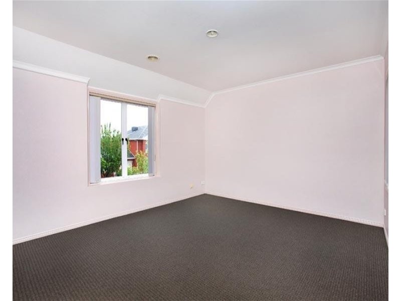 37 Forge Close, Maribyrnong VIC 3032