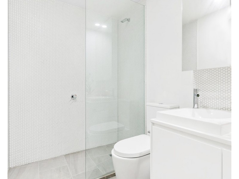211/109 McLeod Road, Patterson Lakes VIC 3197