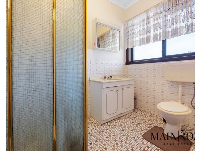 1 willis street, St Albans VIC 3021