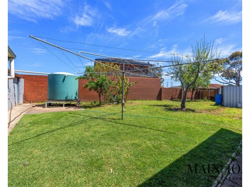 1 willis street, St Albans VIC 3021