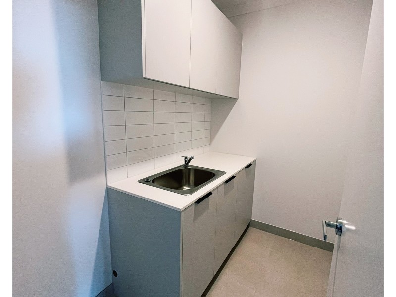 64 Cricklewood Circuit, Narre Warren VIC 3805