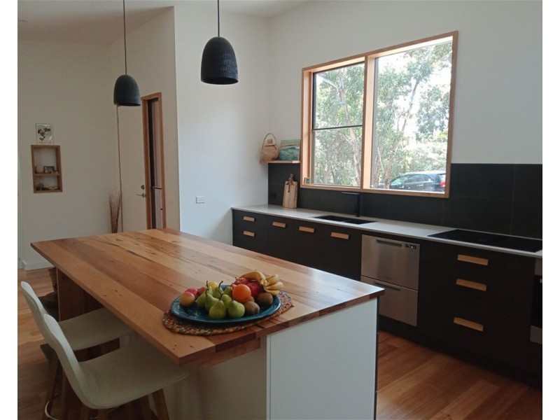 11 Hopkins street, Aireys Inlet VIC 3231