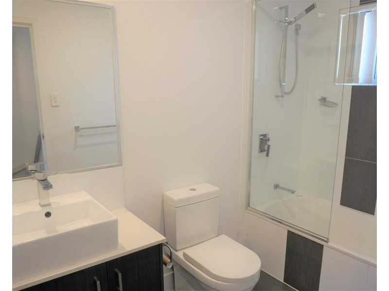 73/30 Taylor Place, Mackenzie QLD 4156