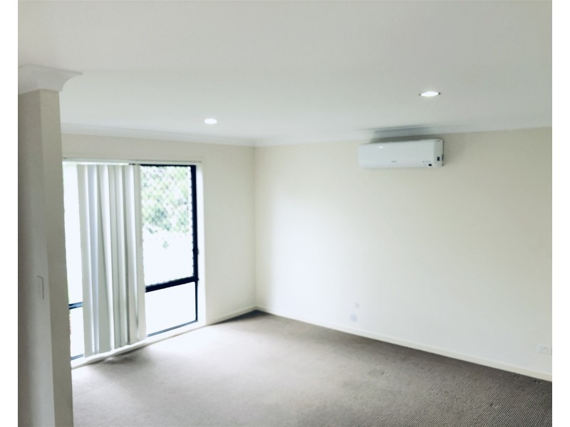 8 Arcadia Boulevard, Pimpama QLD 4209