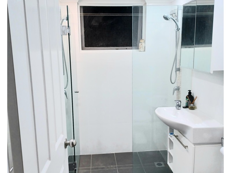 2/38 Ocean View rd, Freshwater NSW 2096