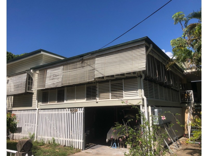 39 Bell Street, South Townsville QLD 4810