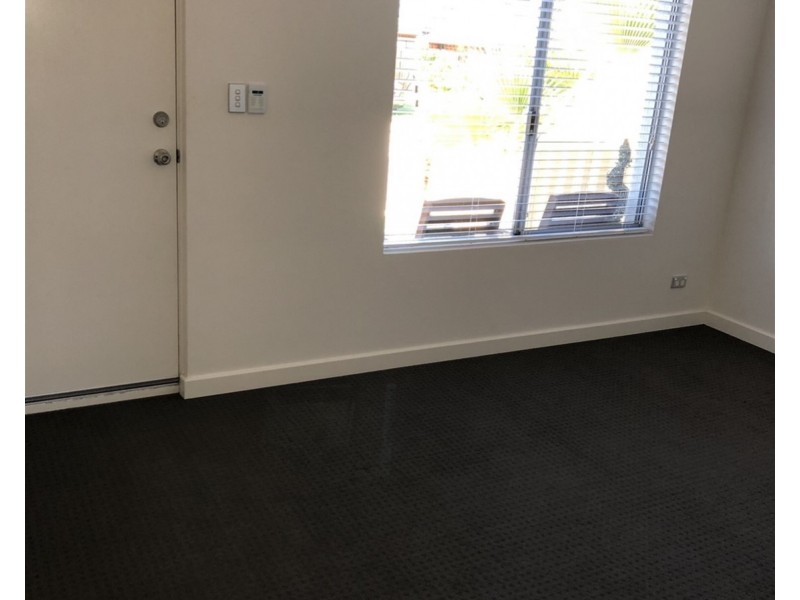 53 Eastwall Parkway, Butler WA 6036