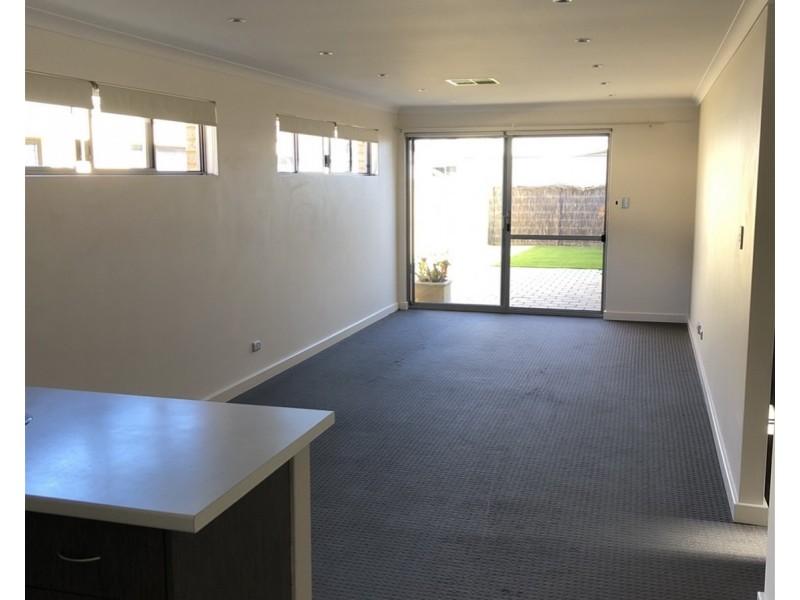 53 Eastwall Parkway, Butler WA 6036