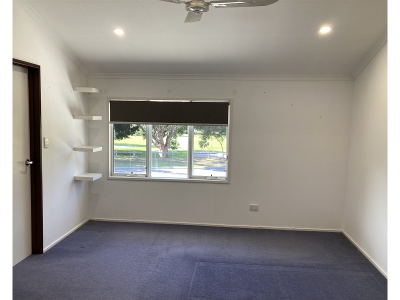 5 Chenard St, Carine WA 6020